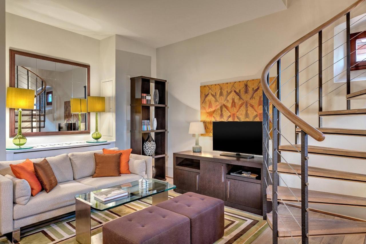ออกัสติน อะ ลักชัวรี คอลเลคชั่น โฮเต็ล ปร้าก Hotel ปราก ภายนอก รูปภาพ